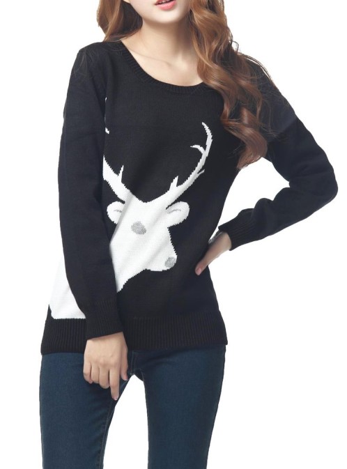 Classy women's Christmas jumper with deer head.