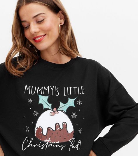 “Mummy’s Little Christmas pud” maternity jumper from New Look, in blue